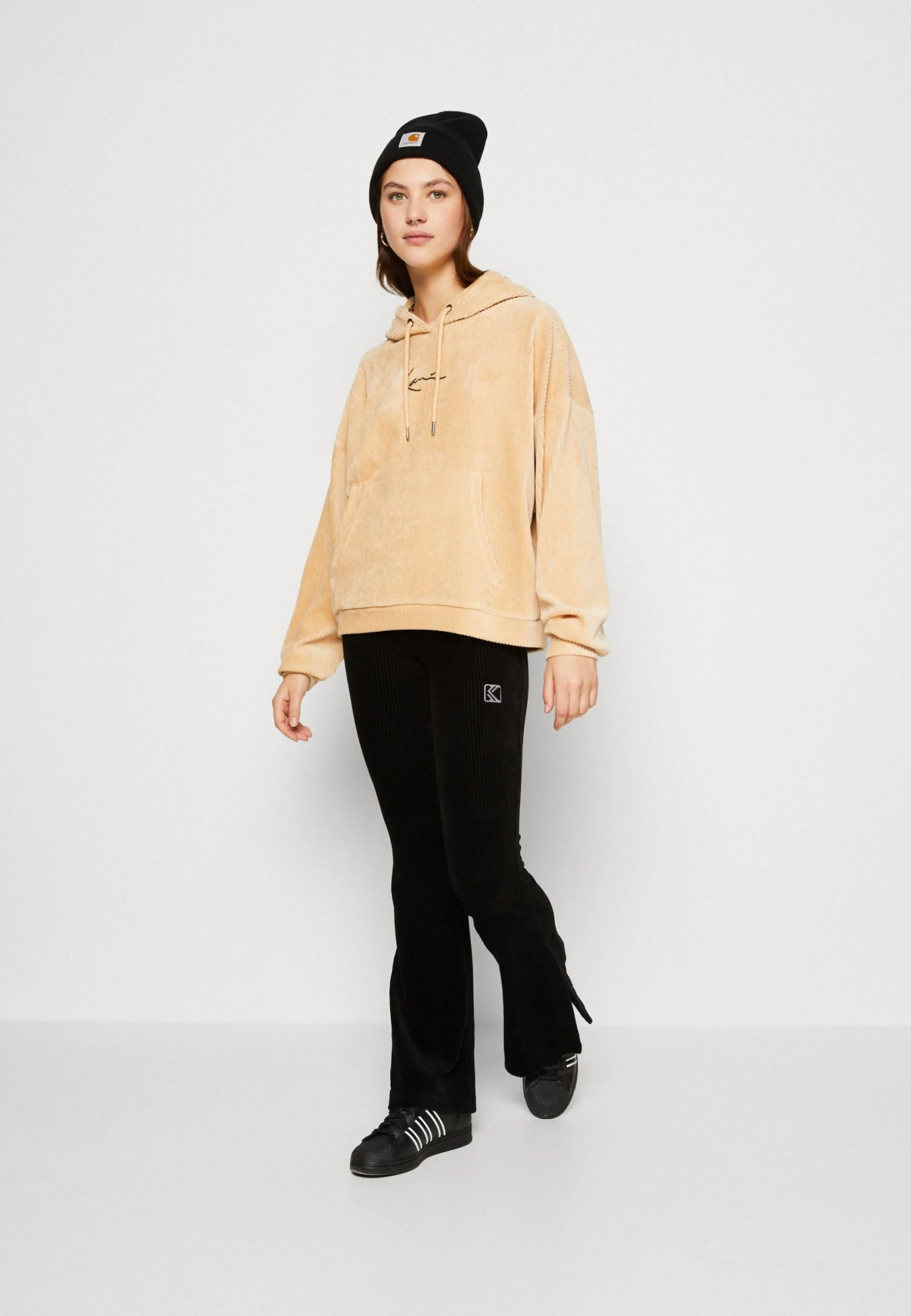 Karl Kani Small Signature Hoodie - Sweatshirt - Beige 4 Karl Kani Small Signature Hoodie - Sweatshirt - Beige - Bilde 2