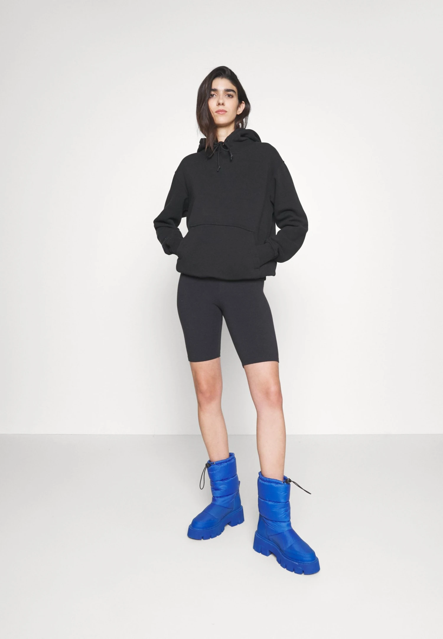 Ugg Tatiana Hoodie - Sweatshirt - Black 4 Ugg Tatiana Hoodie - Sweatshirt - Black - Bilde 2