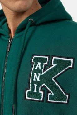 Karl Kani Retro Patch Full Zip Hoodie - Sweatjakke - Dark Green 11 Karl Kani Retro Patch Full Zip Hoodie - Sweatjakke - Dark Green -Gant shop a49a680eac584c2c936d94335d6f305b scaled