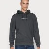 Tommy Jeans Straight Logo Hoodie - Hoodie - Black 2 Tommy Jeans Straight Logo Hoodie - Hoodie - Black -Gant shop a9d99a13fd664d8eb0b4ded89582359e