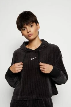 Nike Sportswear WVlr Mod Crop Po - Hoodie - Black/Sail -Gant shop ac9a7c81f5d74b7e94ff17c575762fba scaled