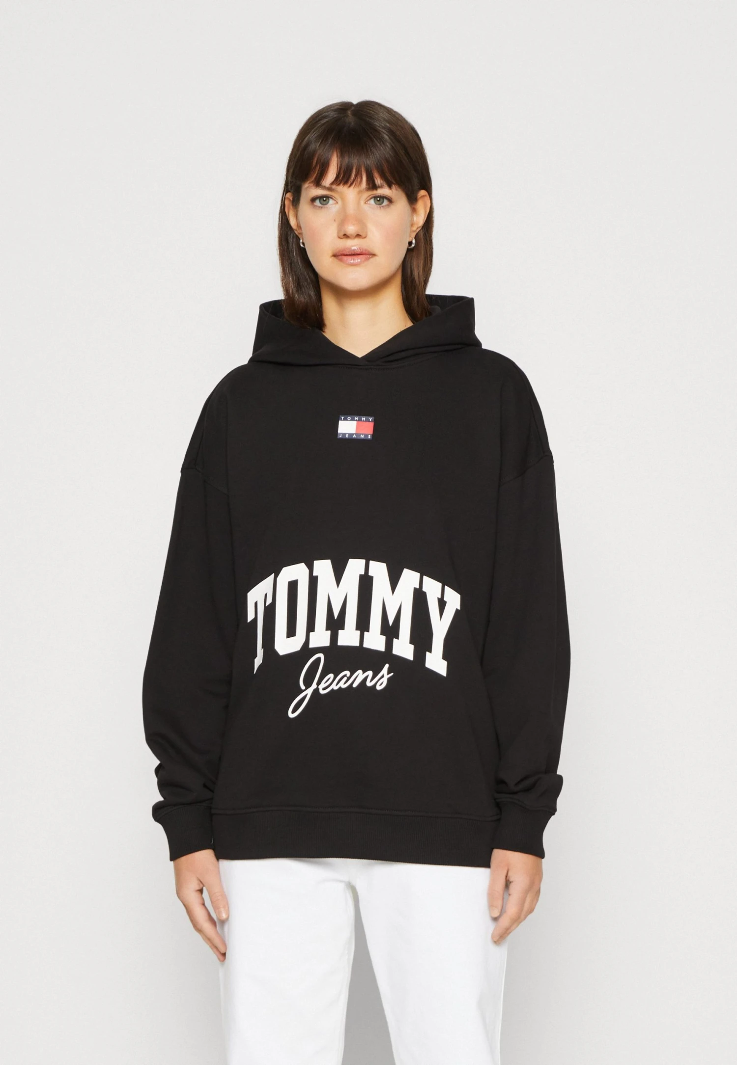 Tommy Jeans New Varsity Hoodie - Sweatshirt - Black 3 Tommy Jeans New Varsity Hoodie - Sweatshirt - Black