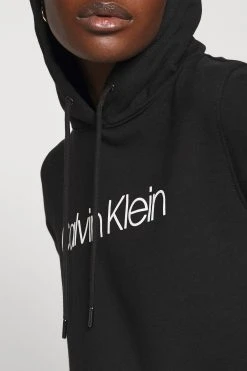 Calvin Klein Core Logo Hoodie - Hoodie - Black 13 Calvin Klein Core Logo Hoodie - Hoodie - Black -Gant shop ae810c7995c74cbf9289a324047f14cb scaled