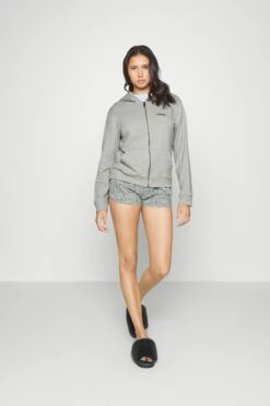 Full Zip Hoodie - Sweatjakke - Grey Heather -Gant shop b1a468d4683e430bbaa13e65181e3d88 scaled