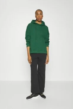 Cotton On Body Boyfriend Oversized Hoodie - Sweatshirt - Verdant Green -Gant shop b4385bb1b27944c0a31298a9cd39fece scaled