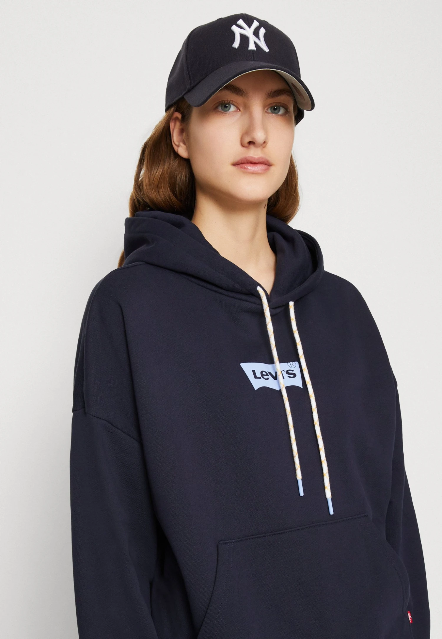 Levi's Graphic Caravan Hoodie - Sweatshirt - Nightwatch Blue 6 Levi's Graphic Caravan Hoodie - Sweatshirt - Nightwatch Blue - Bilde 4
