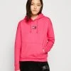 Tommy Jeans Center Badge Hoodie - Hoodie - Jewel Pink -Gant shop b564f8d1ec9141caad12fc8d82fb141c