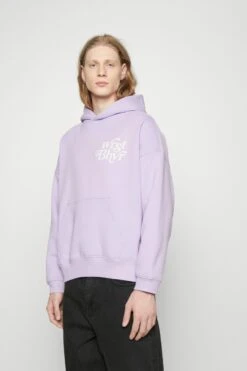 WRSTBHVR Reen Hoodie Unisex - Sweatshirt - Purple Rose -Gant shop b9f2d62488384b349f66c6fc2e7a097c scaled
