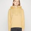 Gant Reg Tonal Shield- Hoodie - Dusty Light Yellow -Gant shop bcc329d6c8db4a5282ba937895bcb8c7