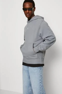 Calvin Klein Jeans Micro Monologo Hoodie Unisex - Hoodie - Overcast Grey 11 Calvin Klein Jeans Micro Monologo Hoodie Unisex - Hoodie - Overcast Grey -Gant shop c25cafb8db11484da037575cbe65ca1d scaled