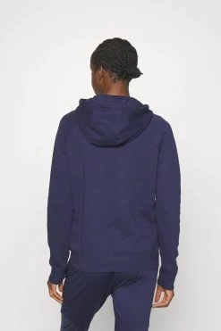 Nike Performance Netherland Knvb Essential Hoodie - Landslagsklær - Blackened Blue/University Red/White -Gant shop c2a4fe4a93c541d4b039205f6cc2648e scaled