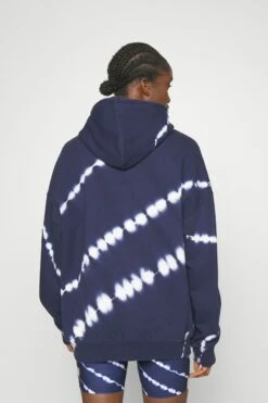 P.E NATION Odyssey Hoodie - Hoodie - Dark Blue -Gant shop c46a86214e5244328a46036cd91c2d9b scaled