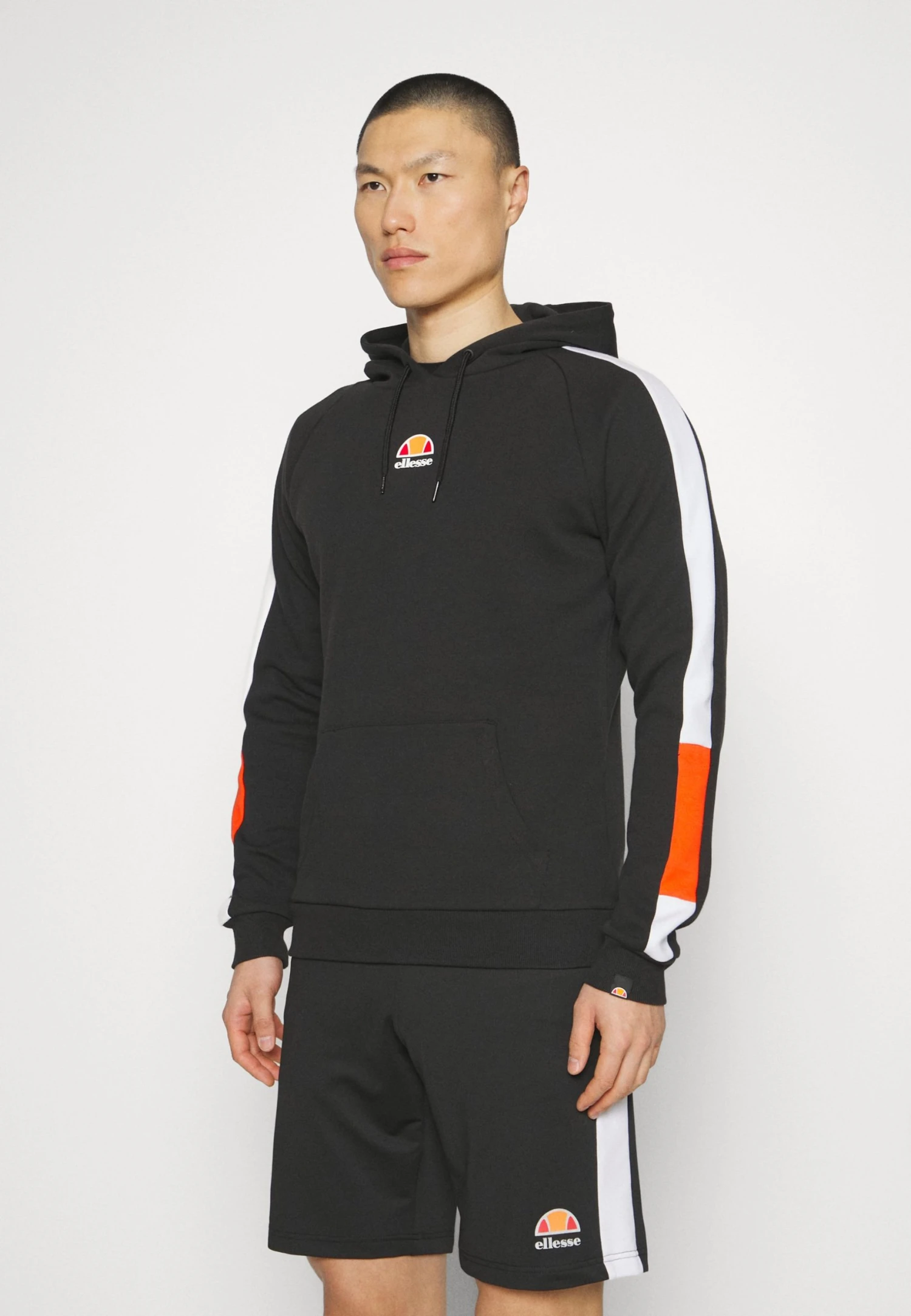 Ellesse Falun - Hoodie - Black 3 Ellesse Falun - Hoodie - Black