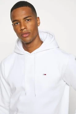 Tommy Jeans Exclusive Regular Hoodie Unisex - Sweatshirt - White -Gant shop c989dfaa633440fba5f759d12eef6d53 scaled