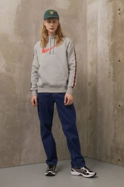 Nike Sportswear Repeat- Hoodie - Dk Grey Heather/Lt Crimson -Gant shop c9c7f1ce8be444c68d6d776c72b2aad6 scaled