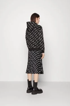 Hugo Hoodie - Open Miscellaneous -Gant shop ca3ab52a5cd342d5a477a2b2e1c41d3f scaled