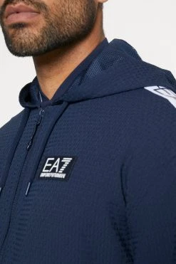EA7 Emporio Armani Tennis Club Hoodie Light - Sweatjakke - Navy Blue -Gant shop cca6c9c7d73b4647951654576a76808d scaled