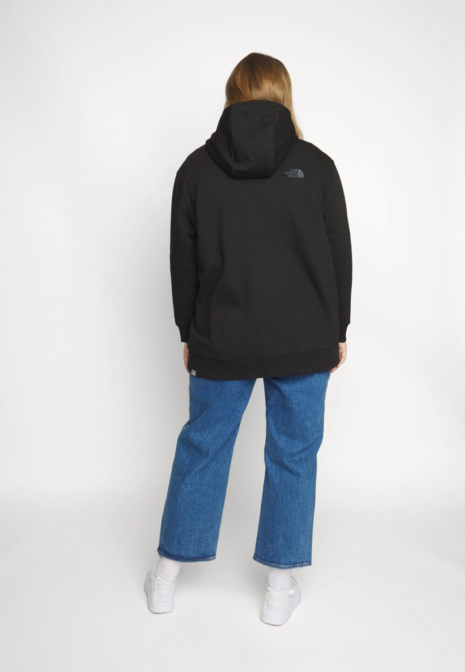 The North Face Oversized Essential Hoodie- Hoodie - Black 7 The North Face Oversized Essential Hoodie- Hoodie - Black - Bilde 5
