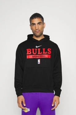 Nike Performance Nba Chicago Bulls Spotlight Hoodie - Hoodie - Black