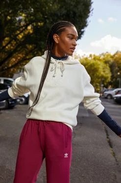 Adidas Originals Graphic Hoodie - Sweatshirt - Off-White