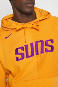 Nike Performance Nba Phoenix Suns Courtside Hoodie - Klubbklær - Clay Orange 18 Nike Performance Nba Phoenix Suns Courtside Hoodie - Klubbklær - Clay Orange -Gant shop d6322d31fe374e23ae21cb90250d58e3 scaled