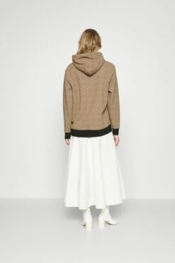 Coach Gifting Rexy Hoodie - Sweatshirt - Beige -Gant shop d6bf9baa28cb46258fad457b43b463aa scaled