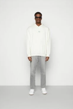 Reebok Classic Hoodie Unisex - Hoodie - Chalk -Gant shop df9a5405351046cfb7e4865e7841bb62 scaled