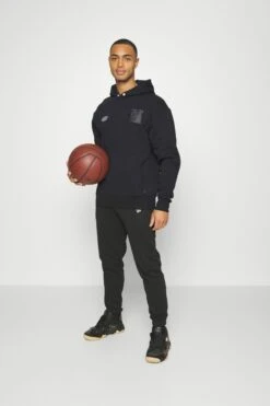 Jordan Westbrook Hoodie - Hoodie - Black -Gant shop dfb6716d20924711aa03f81f2b189ff5 scaled