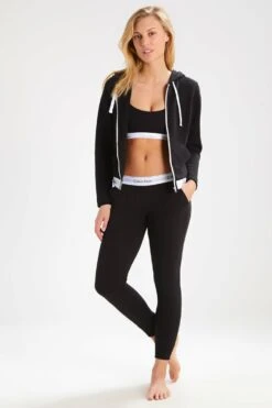 Hoodie Full Zip - Pyjamasoverdel - Black -Gant shop e05c2845922340fb92c5b182611f6879