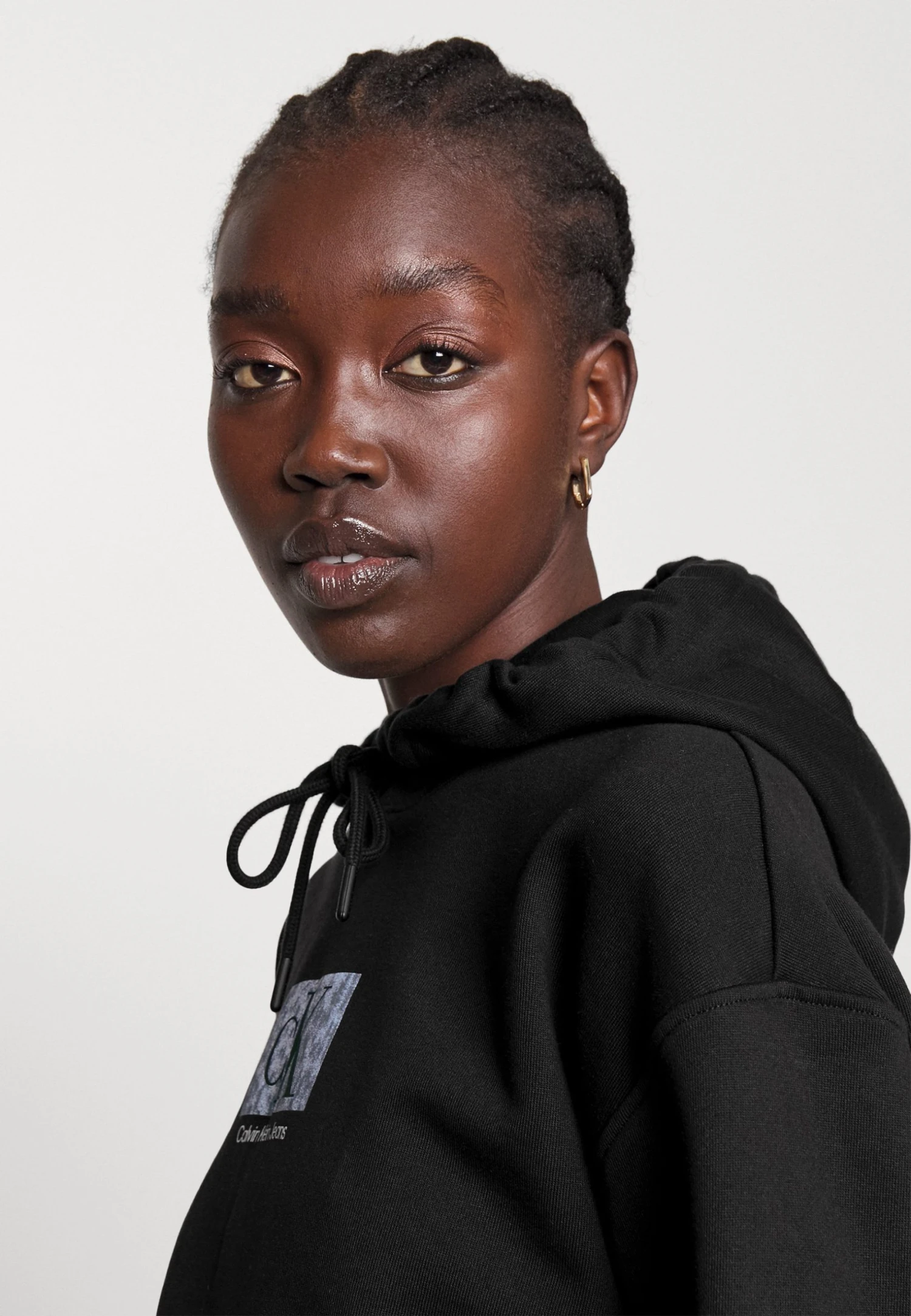 Calvin Klein Jeans Printed Box Cropped Hoodie - Hoodie - Black 6 Calvin Klein Jeans Printed Box Cropped Hoodie - Hoodie - Black - Bilde 4