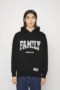 FAMILY FIRST Looney Tunes Hoodie Members Club - Hoodie - Black