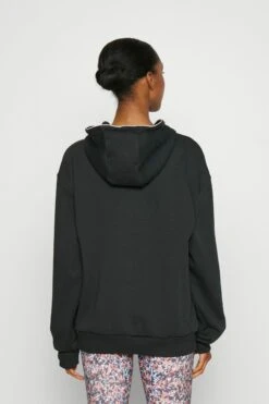 Ellesse Reana Hoody - Hoodie - Black -Gant shop e4d881b32b25424593b6434943693404 scaled