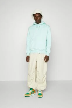 Nike Sportswear Club Hoodie - Hoodie - Jade Ice -Gant shop e4ec3d9af28945ebbc283c5e6f924775 scaled