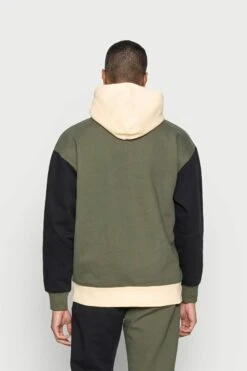 MARKET Colorblock Hoodie - Hoodie - Navy And Pine -Gant shop ed33dd5fcd464f5b88d47d97101761bc scaled