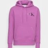 Calvin Klein Jeans Glitched Monologo Back Hoodie Unisex - Hoodie - Iris Orchid -Gant shop eeca0ae5715e482e8738fcbd23549d24