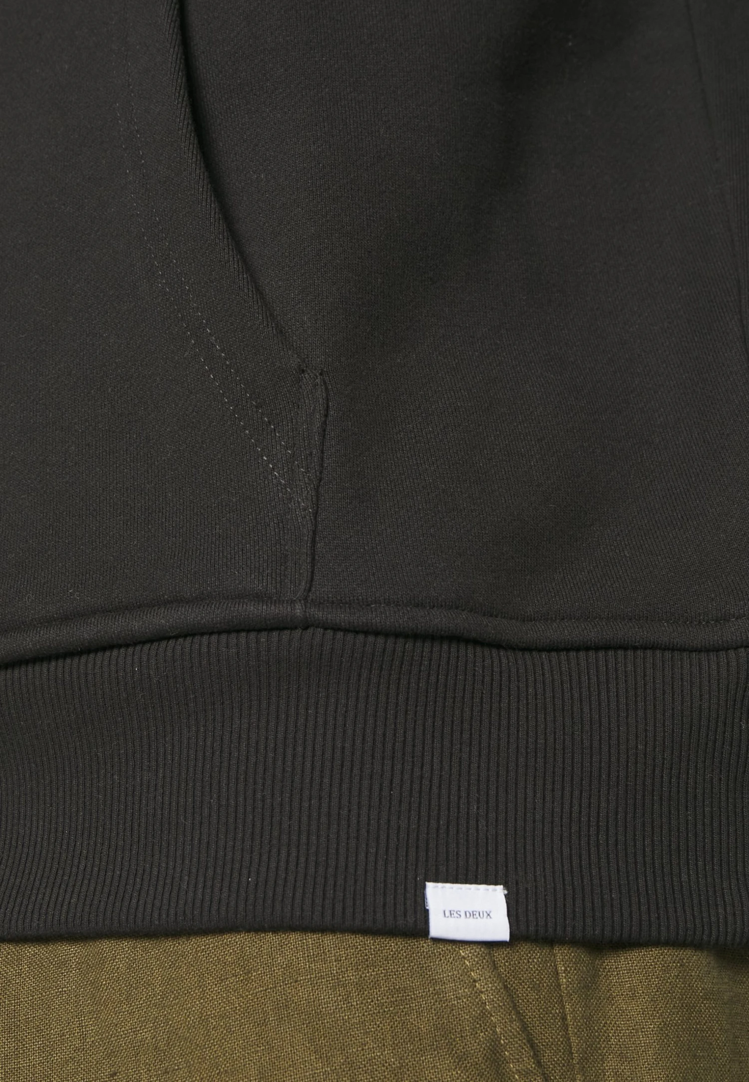 Les Deux Sporting Goods Hoodie - Sweatshirt - Black/Vineyard Green 8 Les Deux Sporting Goods Hoodie - Sweatshirt - Black/Vineyard Green - Bilde 6