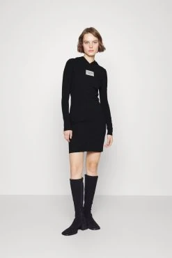 Calvin Klein Jeans Logo Box Tight Hoodie Dress - Kjole - Black 9 Calvin Klein Jeans Logo Box Tight Hoodie Dress - Kjole - Black -Gant shop f16331fe95104f4aa72dcf9da4208d10 scaled