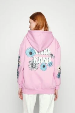Karl Kani Retro Long Fit Hoodie - Hoodie - Pink -Gant shop f174ac892da84005b684f007de805e96 scaled