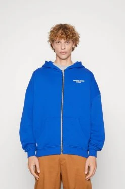 Pequs Drowned Angels Logo Zip Hoodie Unisex - Sweatjakke - Blue -Gant shop f2862947d43d434391ff55633d1fef2f scaled