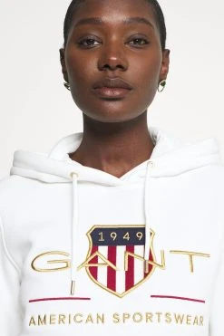 Gant Archive Shield Hoodie - Hoodie - Eggshell -Gant shop f4aaa87a1f4d4edfa395109391db1511 scaled