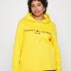Tommy Hilfiger Curve Regular Hoodie - Hoodie - Countryside Yellow -Gant shop f61361c25483432d9dbf3ab9705c6b14