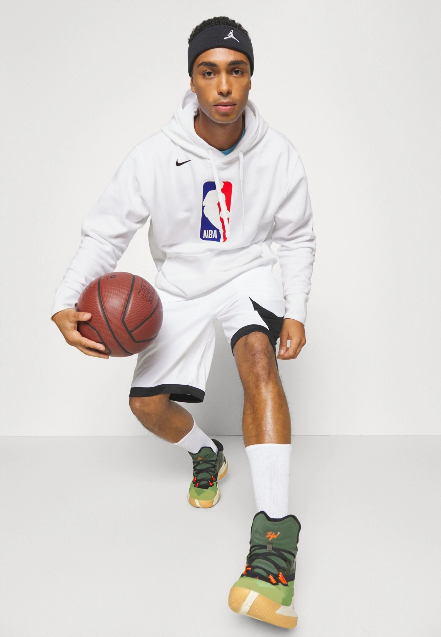 Nike Performance Nba Team 31 Logo Hoodie - Hoodie - White 6 Nike Performance Nba Team 31 Logo Hoodie - Hoodie - White - Bilde 4