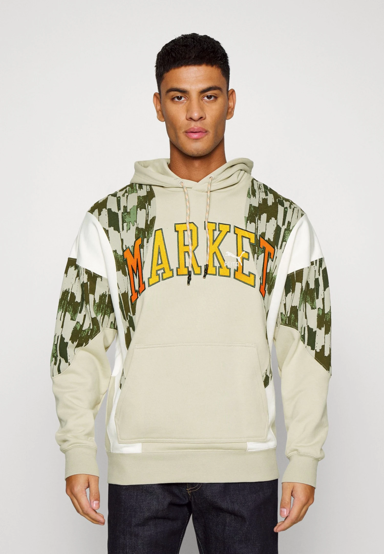 Puma Market Relaxed Hoodie Unisex - Hoodie - Putty 3 Puma Market Relaxed Hoodie Unisex - Hoodie - Putty