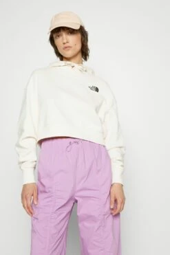 The North Face Trend Crop Hoodie - Hoodie - Gardenia White 15 The North Face Trend Crop Hoodie - Hoodie - Gardenia White -Gant shop feda2515f4284217ab3530e682c1bcfc scaled